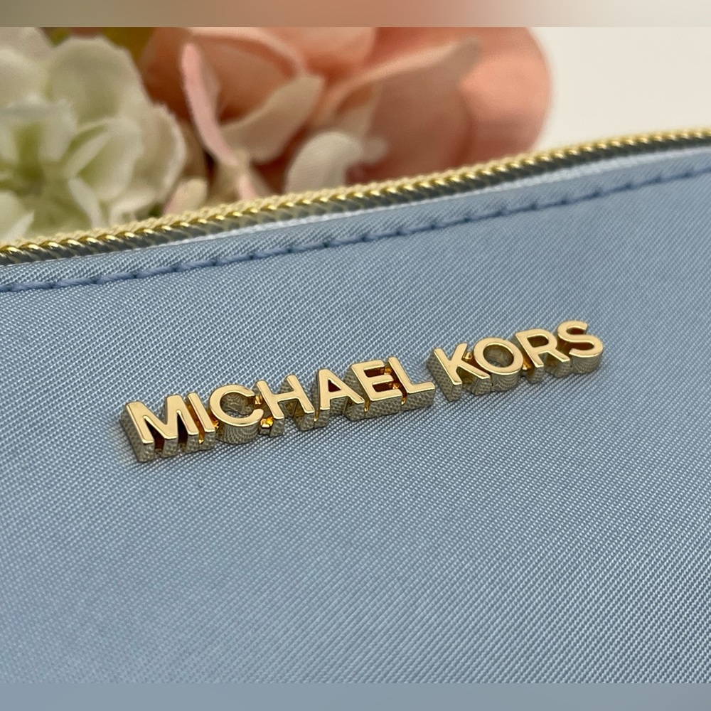 Michael Kors Travel Medium Cosmetic Pouch - Picture 8 of 9